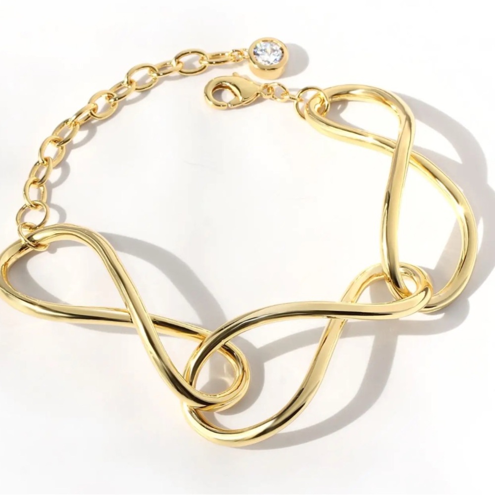 ✨ Jackie Mack Lumi Bracelet – Gold Plated Brass